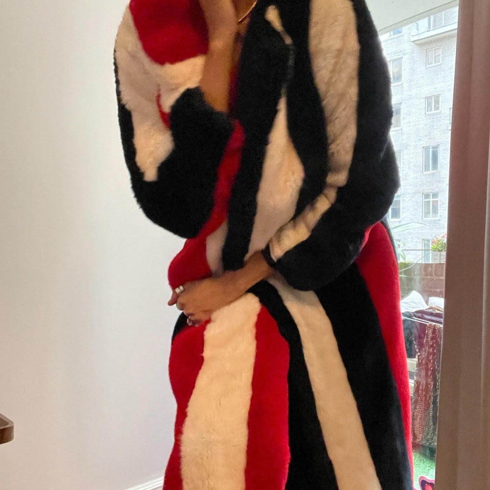Stylish Women's Multicolor Faux Fur Coat